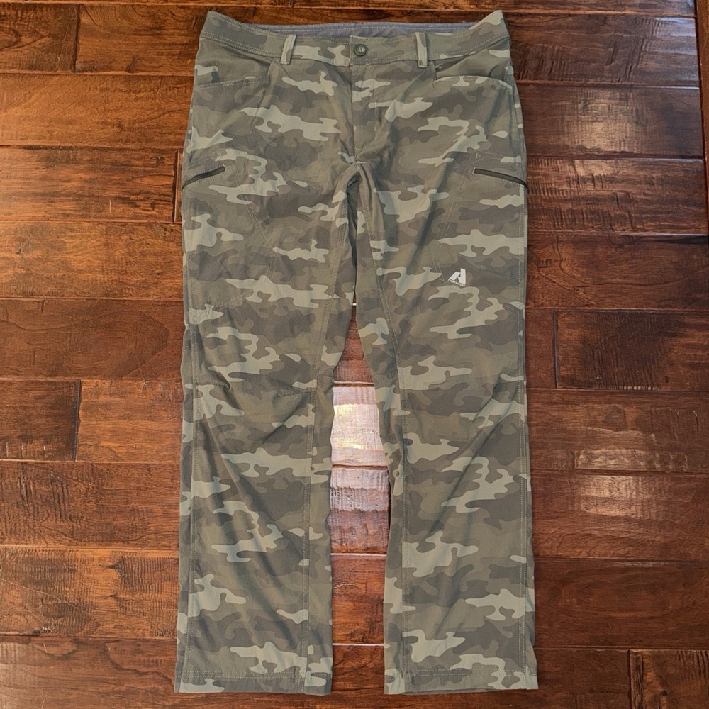 Eddie Bauer First Ascent Guide Pro Pants Mens 40x32 Camo Hiking Stretch Cargo